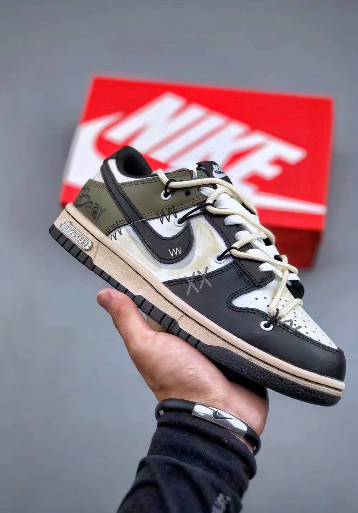 Nike Dunk Low BEAR 🐻